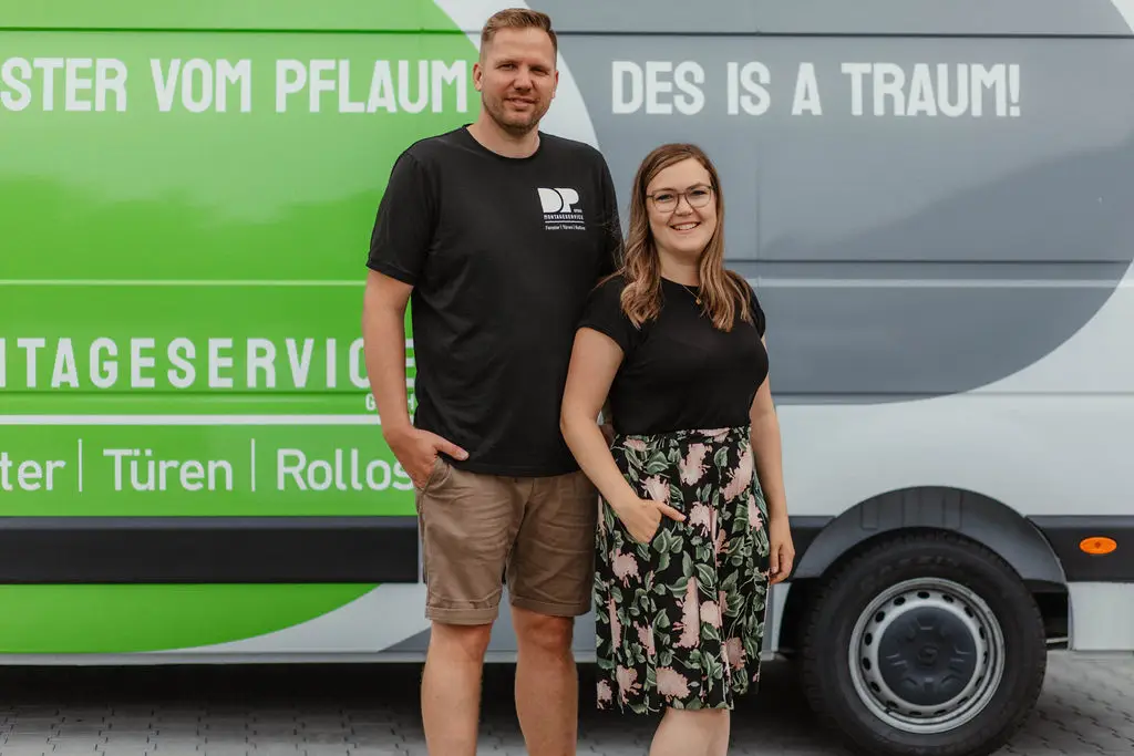 Das ist DP Montageservice: Geschäftsführer Daniel Pflaum mit Partnerin Scarlett Sperber