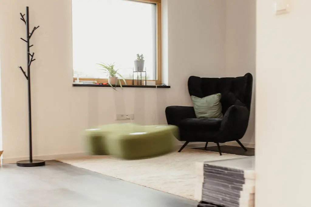 Im Büro wartet eine Schaukel auf Team und Besucher