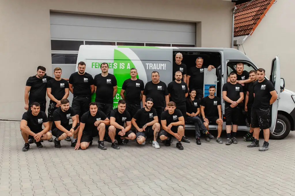 Gruppenfoto des Montageteams von Daniel Pflaum